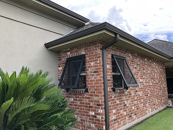3rd image of 111 S Sugarfield Dr