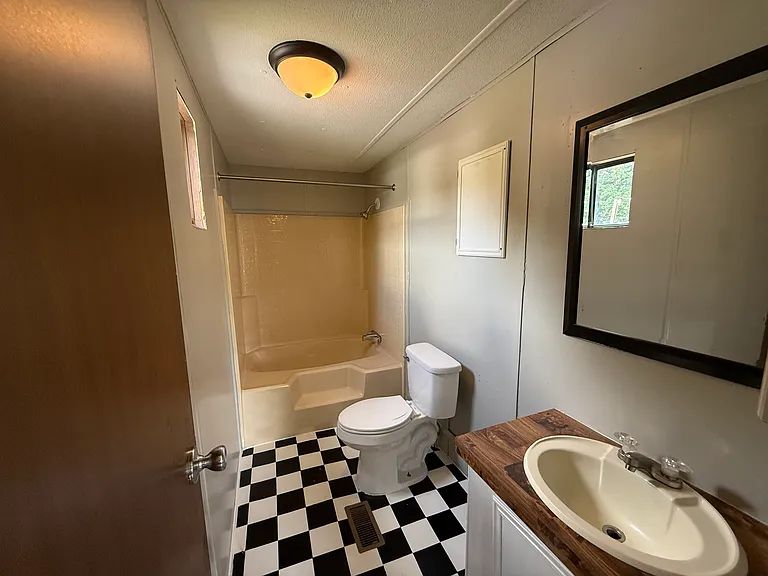 212 Thor Ln — Photo 9