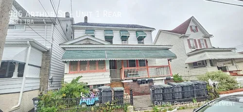 585 Arthur St #1 Photo 1