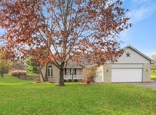 5044 E Preston Wood Ct, Byron, IL 61010