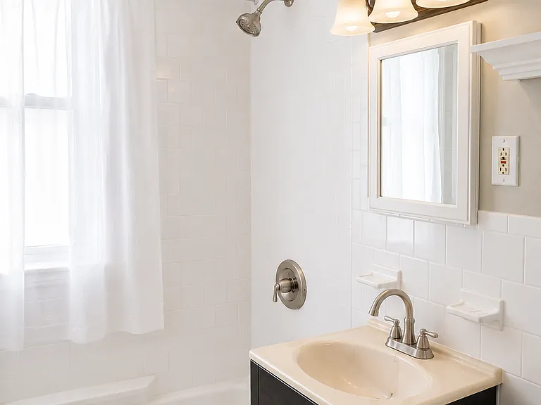 254 Harvard St #1 — Photo 7