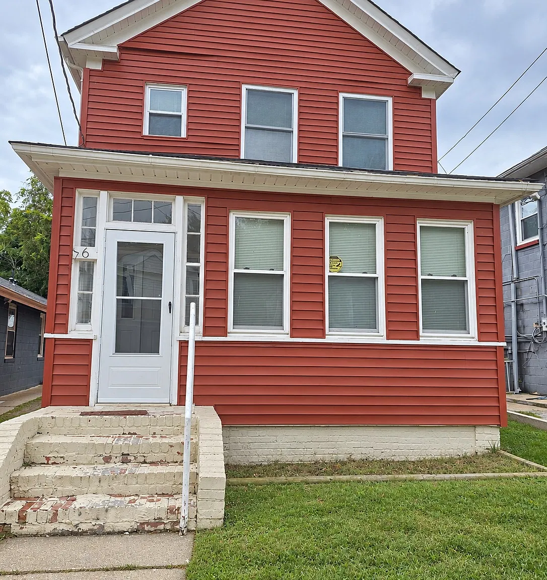 2 bed, 800 sqft, $1,575 — Photo 1