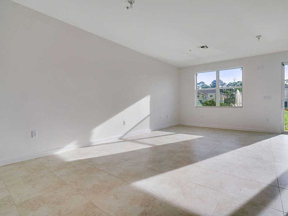 5th image of 6280 SE Portofino Cir #10-1