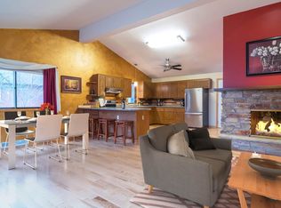 5214 N Autumn Ln, Mc Farland, WI 53558