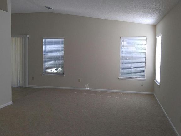 4th image of 1276 Cove Landing Dr