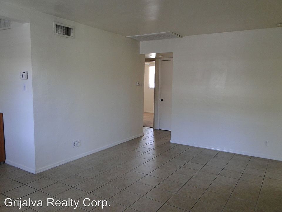 1st image of 1440 E Elm St #1