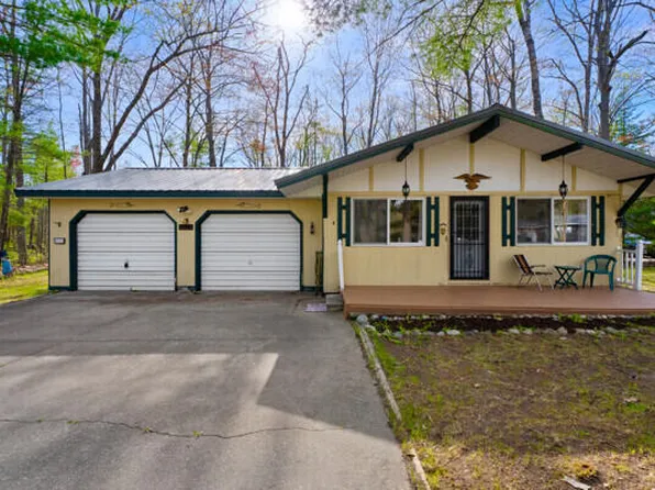 1570 E College Dr, Lewiston, MI 49756