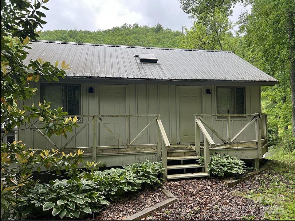 2nd image of 850 Licklog Rd