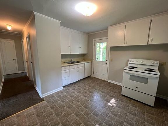 4th image of 607 Glover St