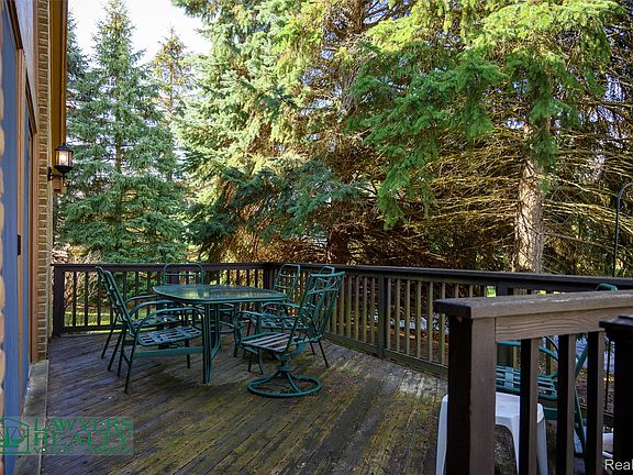 5th image of 2122 London Bridge Dr