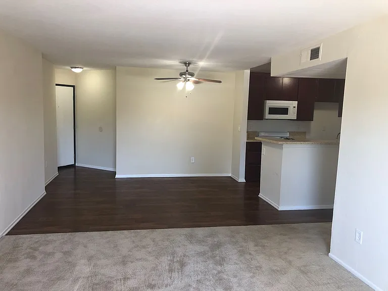 Riverside Terrace Apartments — Photo 56