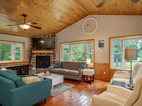 3rd image of 1125 Deer Lodge Hwy #1125