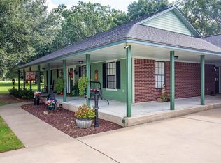 309 Stage Coach Trl, Angleton, TX 77515