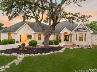 235 Ledgestone Trl, Spring Branch, TX 78070