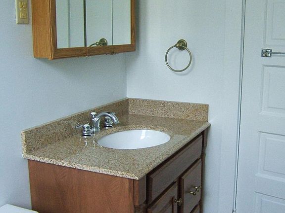 4th image of 2309 Park Ave Floor 2