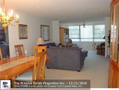 3rd image of 10336 E Clairmont Cir