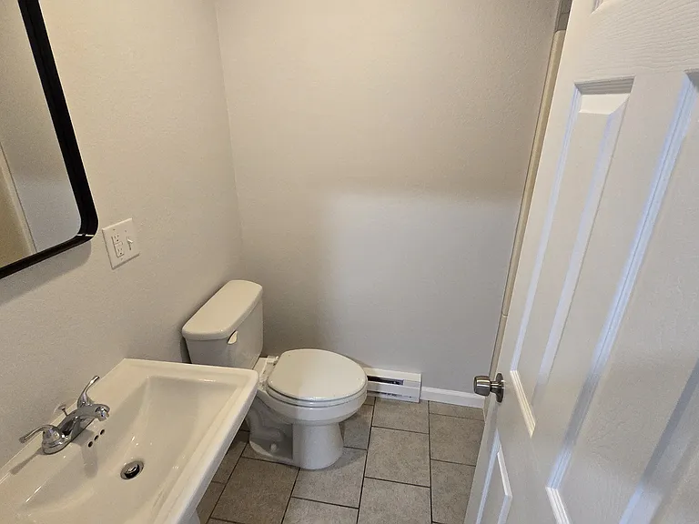 657 W Main St #2 — Photo 6