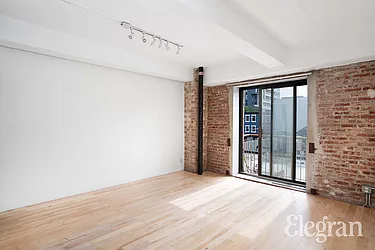 Rented by (Legacy) Elegran