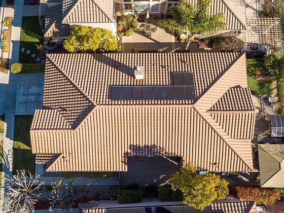 2nd image of 5883 Killarney Cir