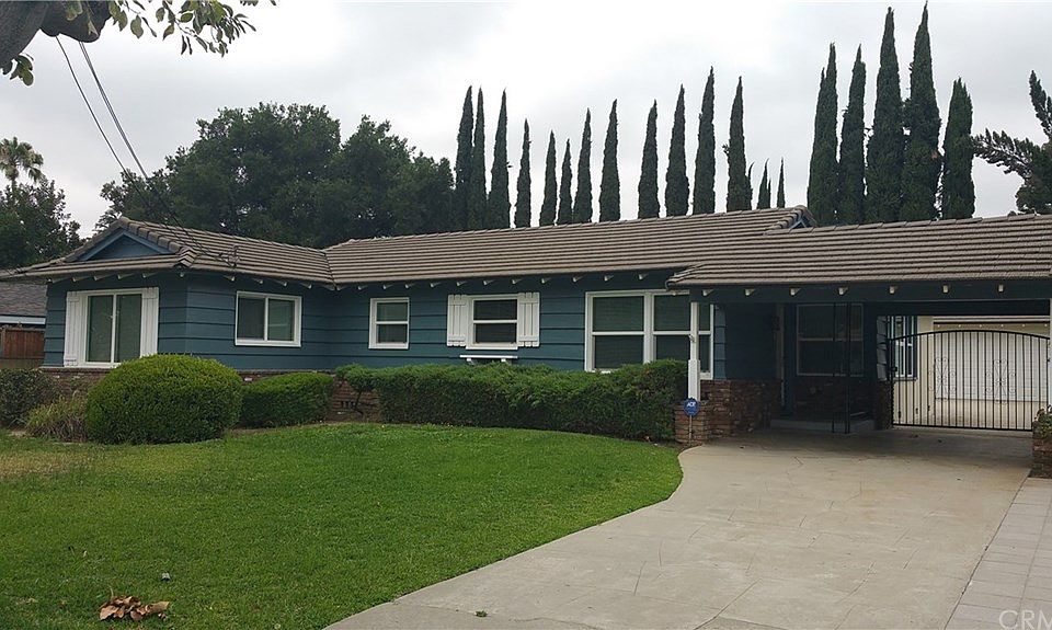 1st image of 2023 Holly Ave