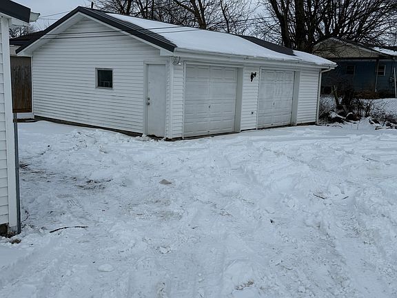 2nd image of 1411 S East St