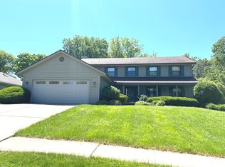 3003 Countryside Ln, Freeport, IL 61032