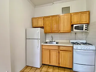 Rented by Living New York