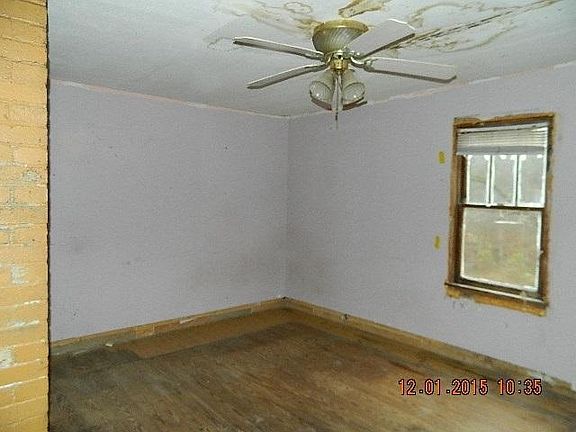4th image of 256 Thurman Br
