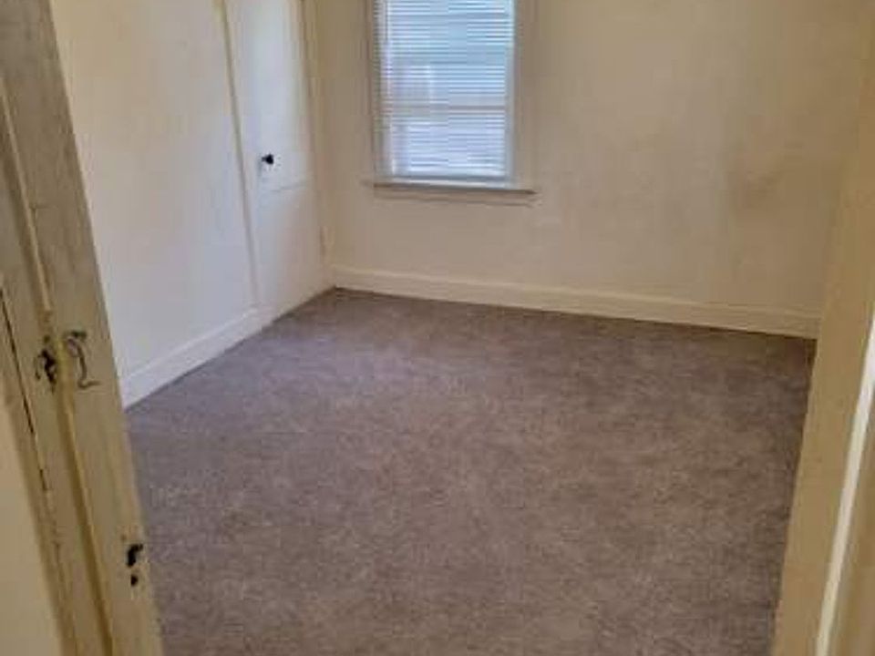 2nd image of 6337 Albertine Ave
