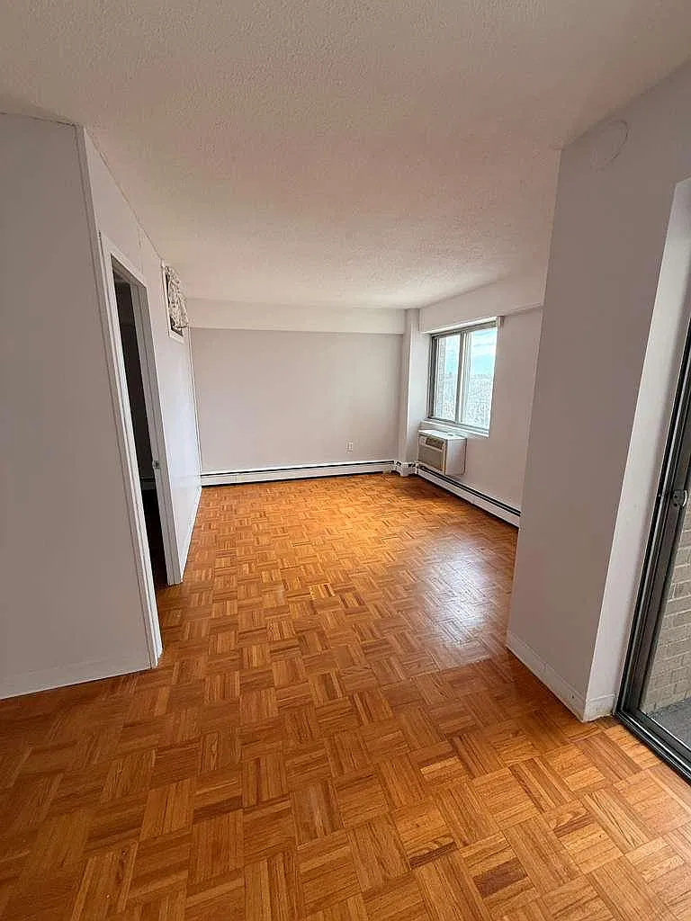 2 bed, 940 sqft, $2,500 — Photo 1
