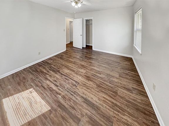 5th image of 319 Barbour Ave