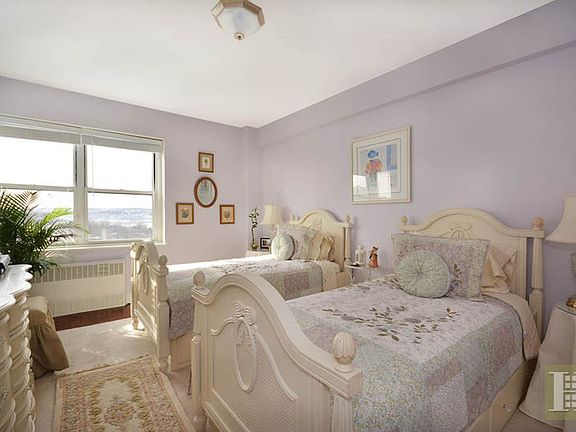 5th image of 3515 Henry Hudson Pkwy APT 11G