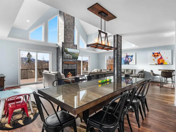 17 Highwoods Drive #16 and 17, Bartlett, NH 03812