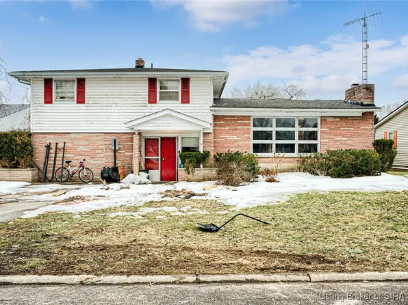 685 Wanda Street, Scottsburg, IN 47170