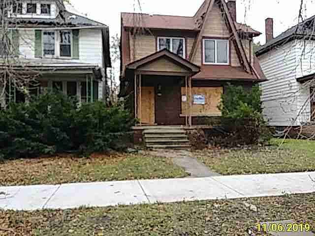 3232 Montgomery