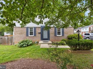 1 Blue Ribbon Ct #6, Gaithersburg, MD 20878