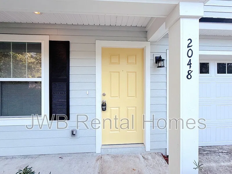 Northside — Photo 2