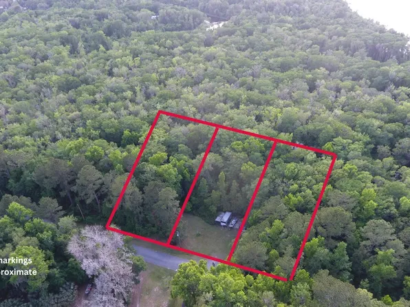 157 Islander Rd, Satsuma, FL 32189