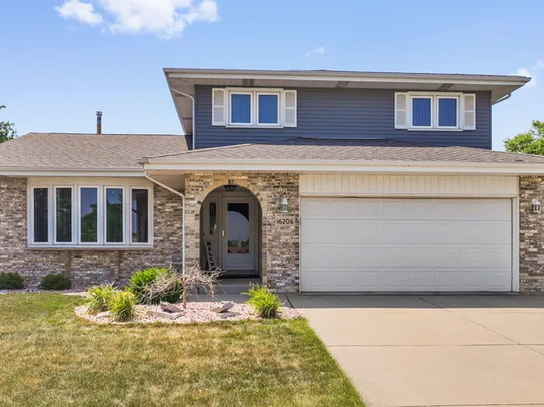 16206 Everdon Dr, Tinley Park, IL 60477