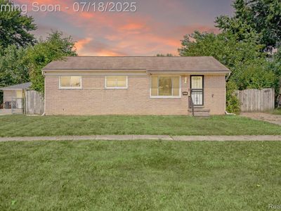 35407 Kelly Rd, Clinton Township, MI, 48035
