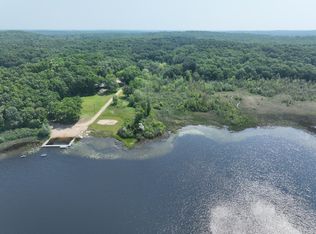 6458 Richardson Rd, Howell, MI 48843