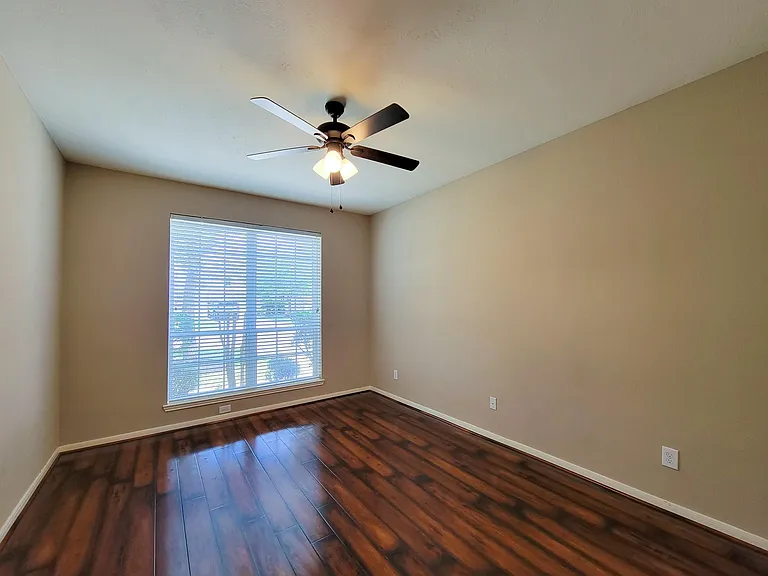 20931 Flower Croft Ct — Photo 27