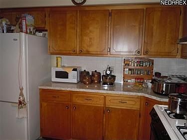 2nd image of 325 Georgia Ave