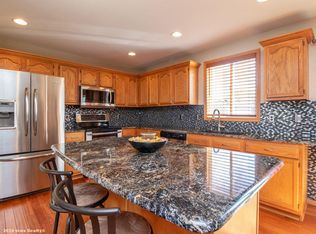 901 SE Woodbine Dr, Grimes, IA 50111