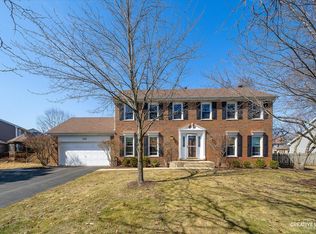 3306 Oxbow Ln, Saint Charles, IL 60174