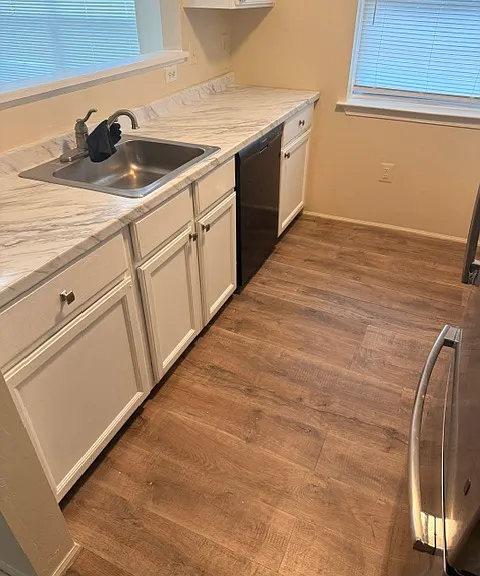 14100 Farnsworth Ln #2102 — Photo 7