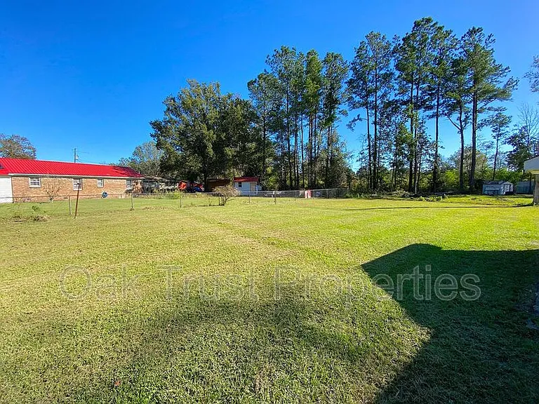 167 Giles Dr — Photo 14