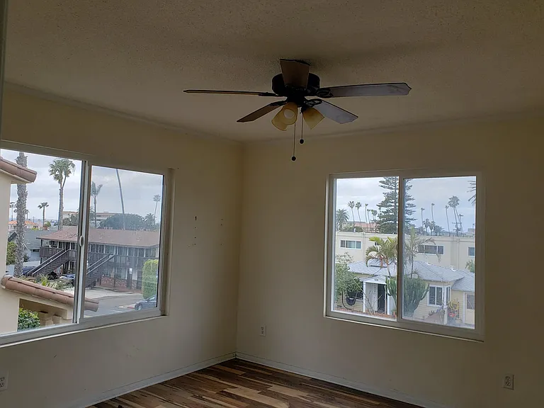 1641 Sunset Cliffs Blvd #3 — Photo 3
