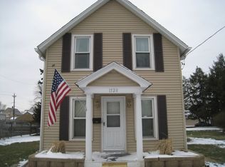 1528 23rd Ave, Moline, IL 61265