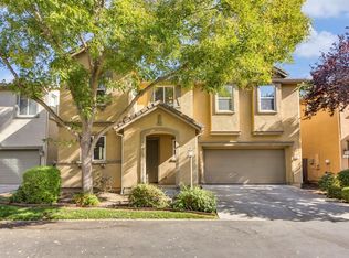 12 N Beach Pl, Sacramento, CA